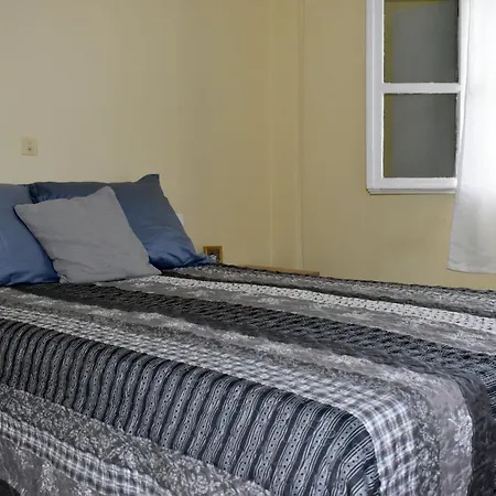 Apartament Santo Hillside House *